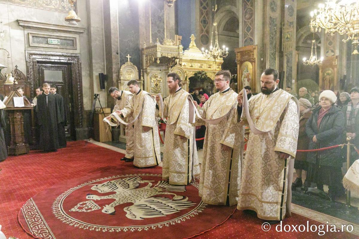 Priveghere la Sărbătoarea Sfântului Ierarh Iosif cel Milostiv / Foto: pr. Silviu Cluci